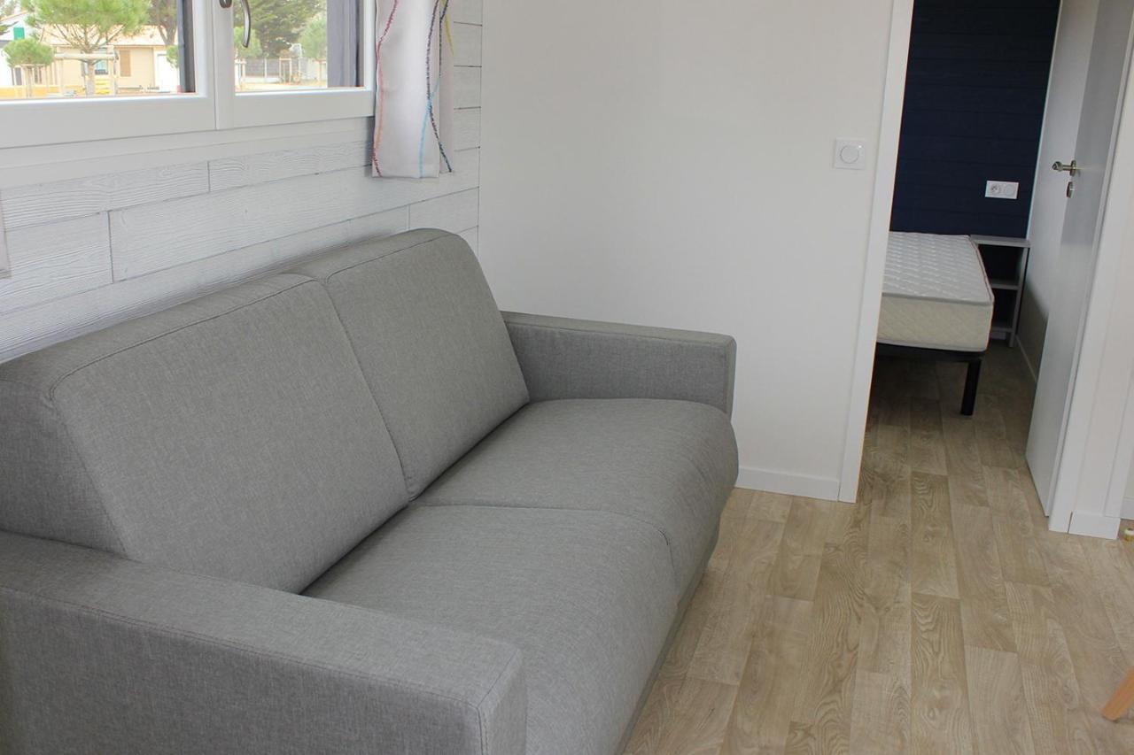 Chalet Pour 6, Domaine Avec Piscine Saint-Hilaire-de-Riez Kültér fotó